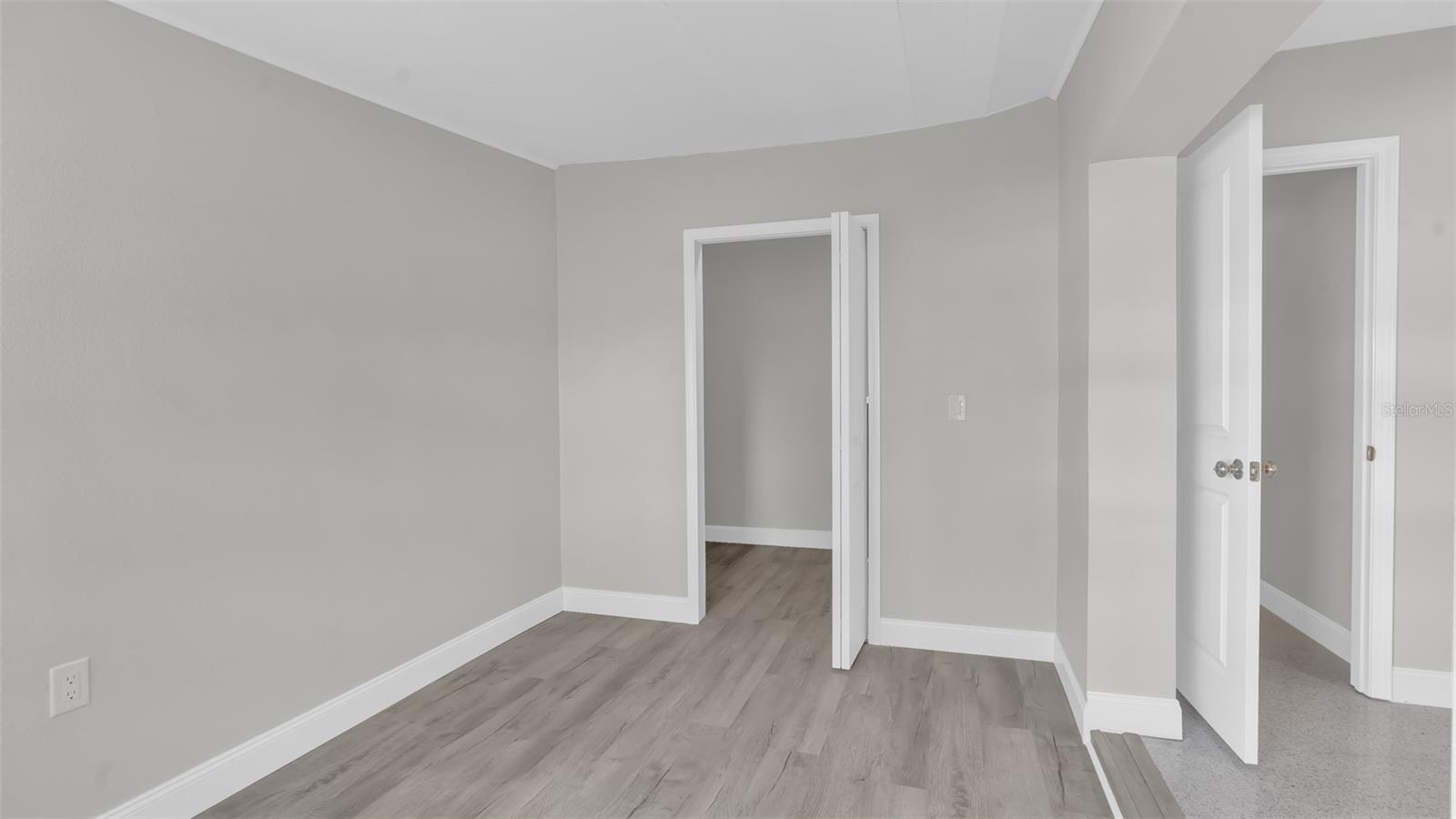 THREE PALMS POINT - Residential