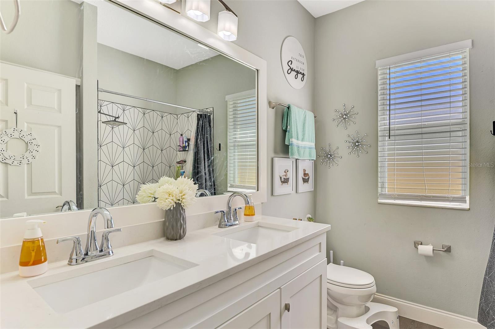 BAY OAKS ESTATES - Residential