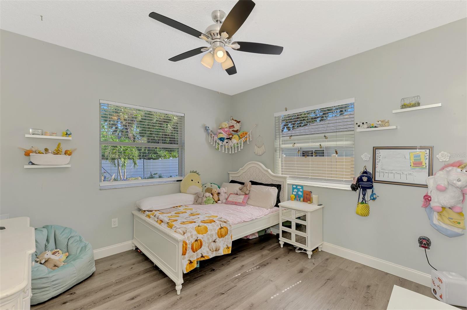 BAY OAKS ESTATES - Residential