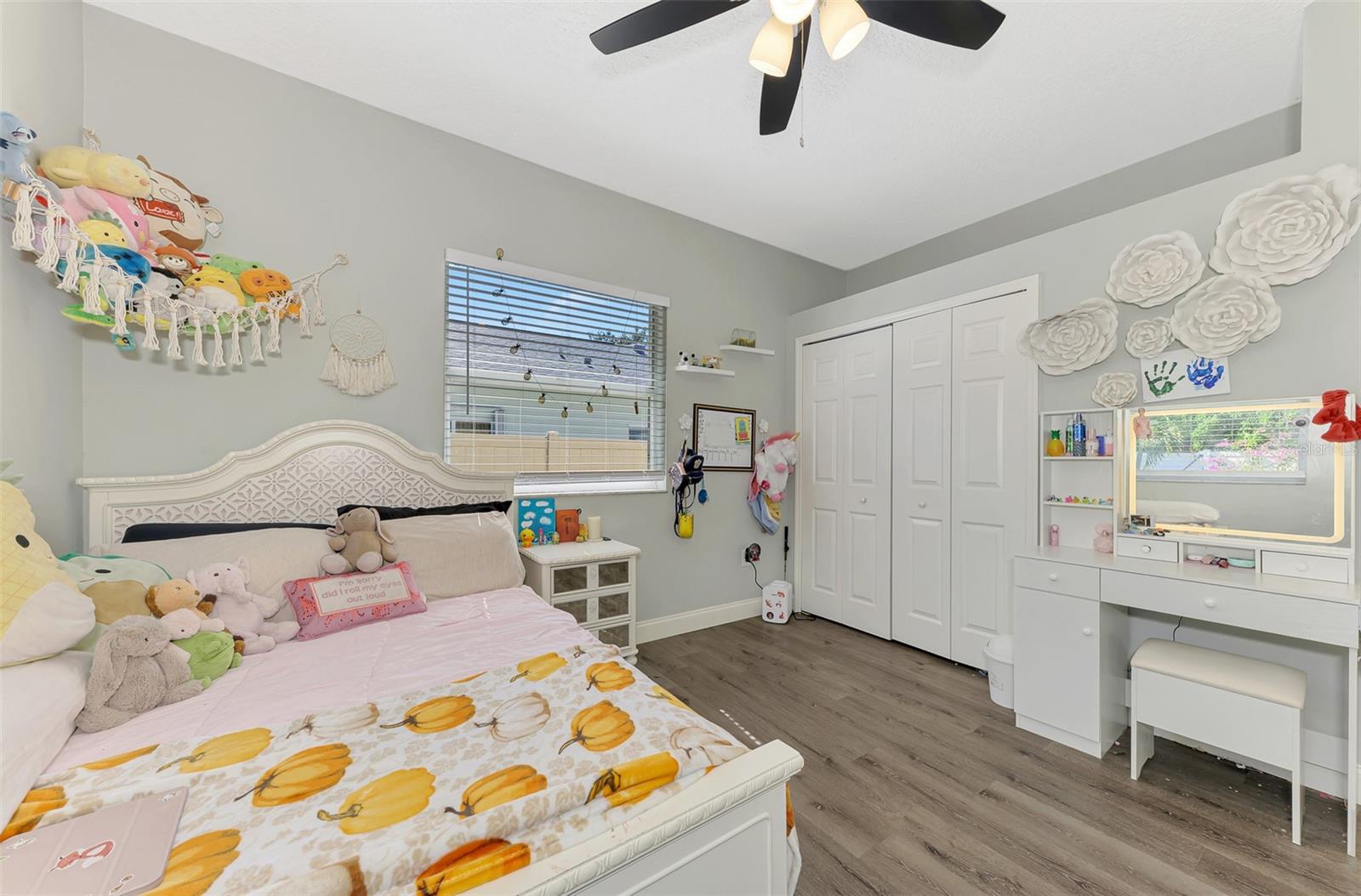 BAY OAKS ESTATES - Residential