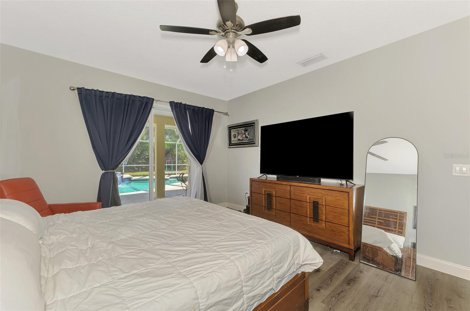 BAY OAKS ESTATES - Residential