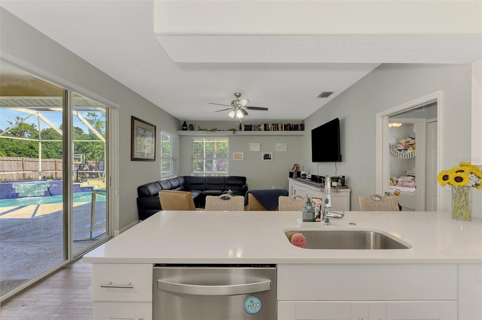 BAY OAKS ESTATES - Residential