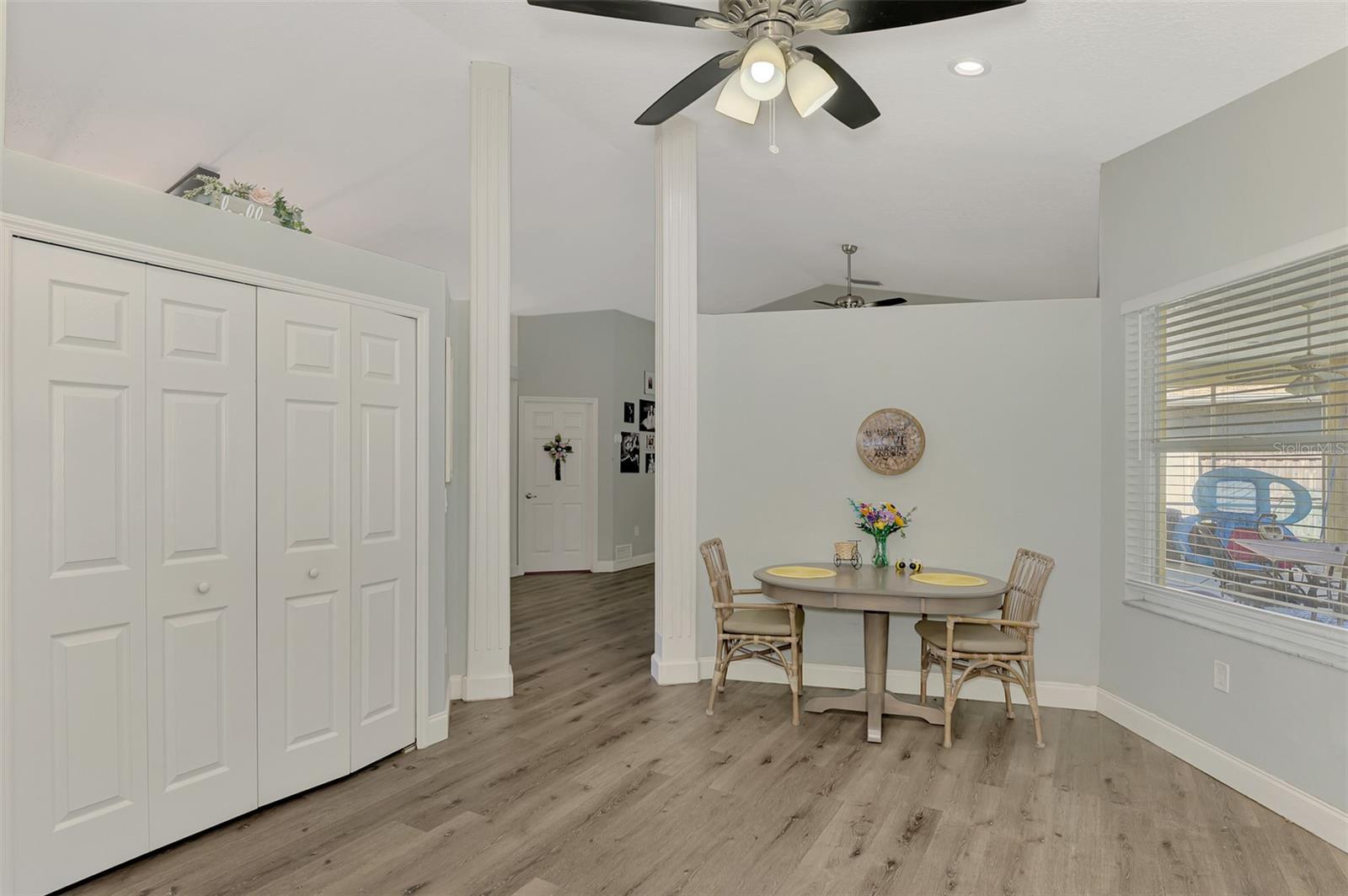 BAY OAKS ESTATES - Residential