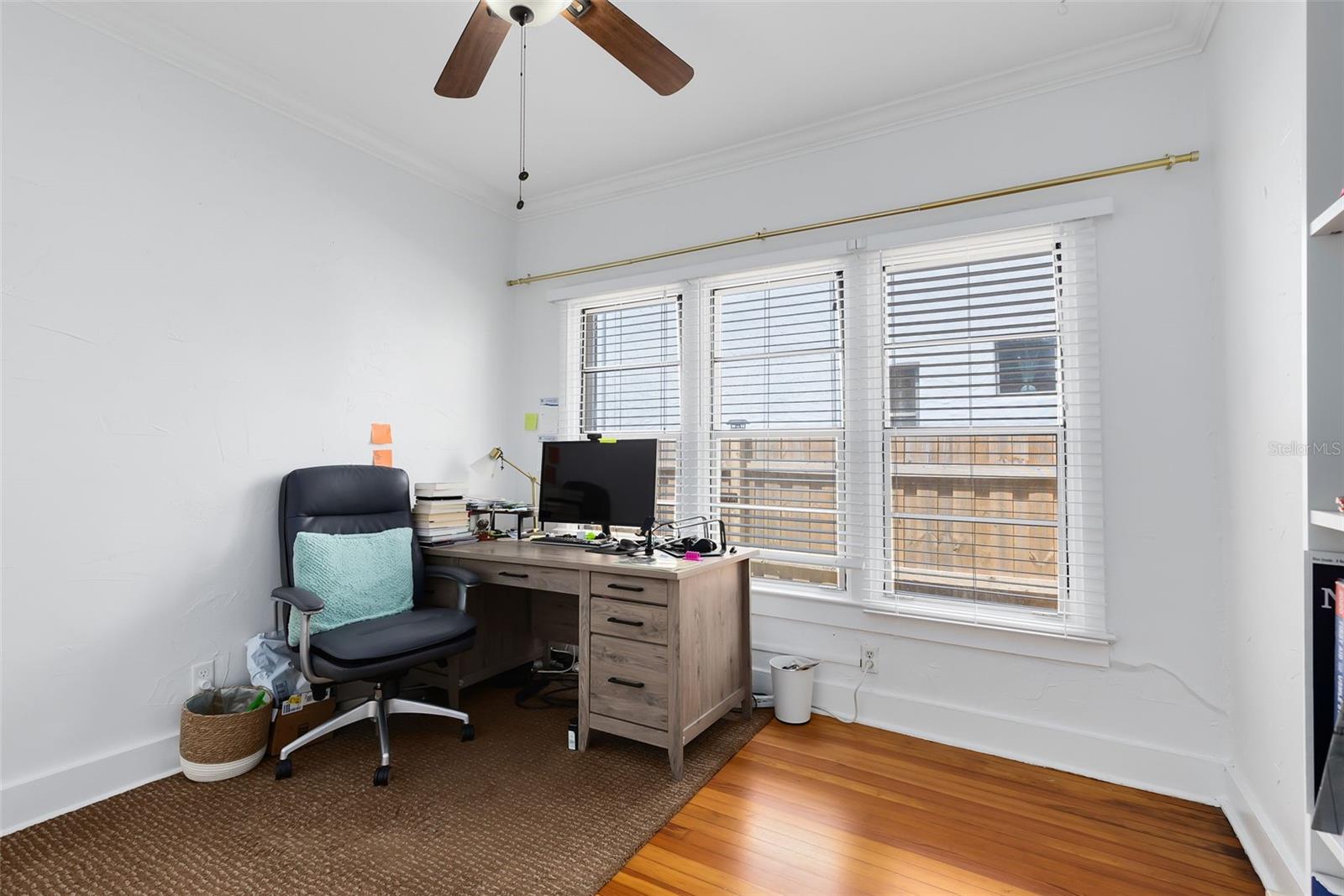 COLONIAL PARK SUB - Residential Income