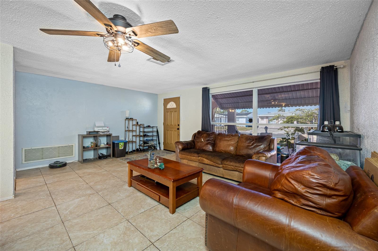 REGENCY PARK - Residential