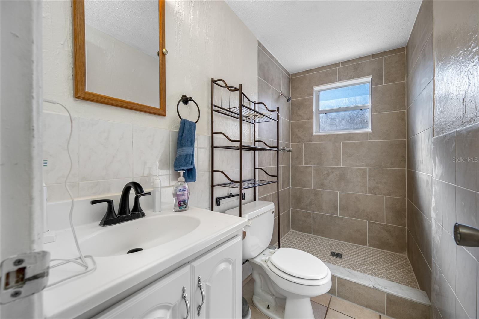 REGENCY PARK - Residential