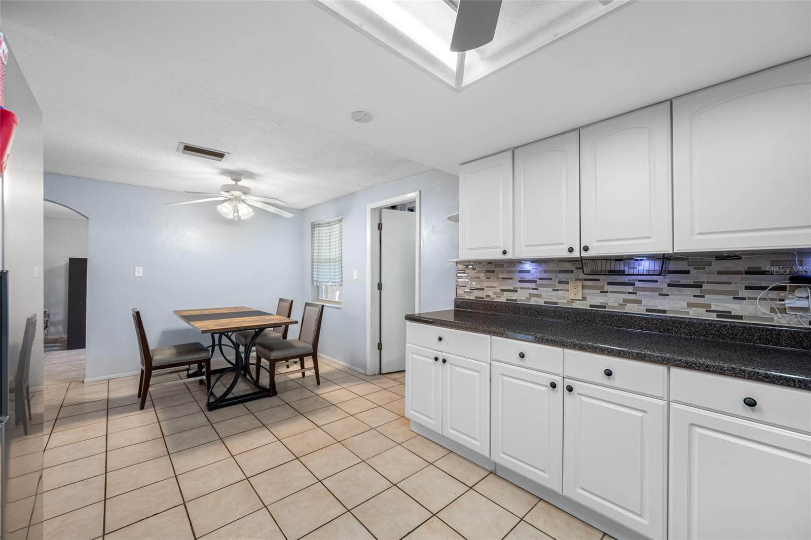 REGENCY PARK - Residential