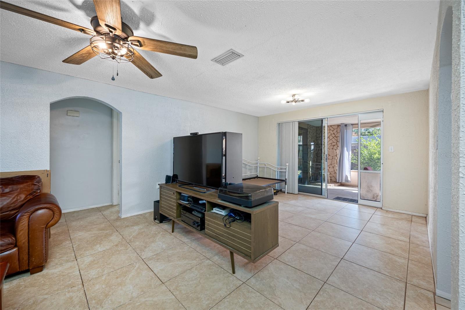 REGENCY PARK - Residential