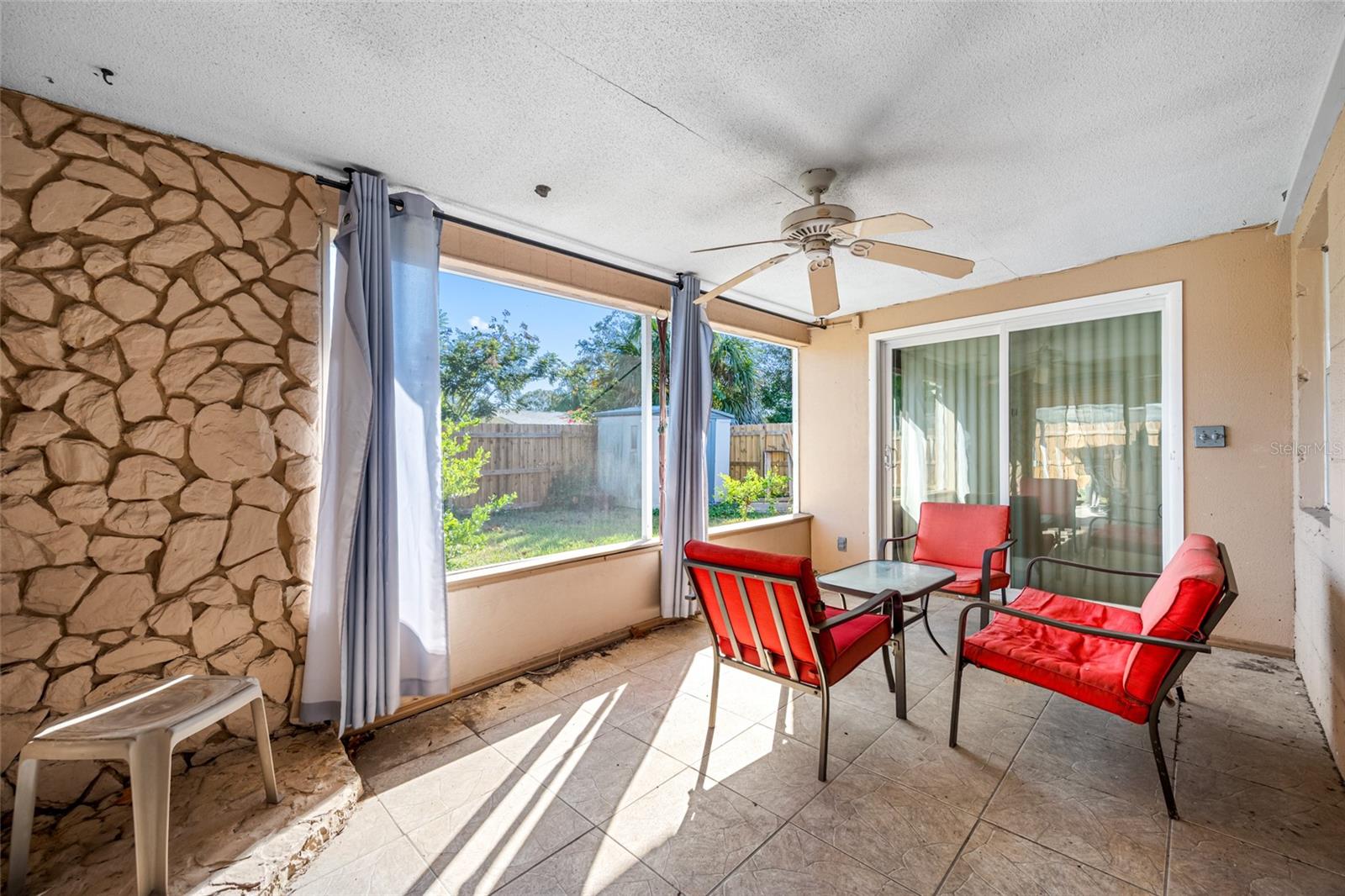 REGENCY PARK - Residential