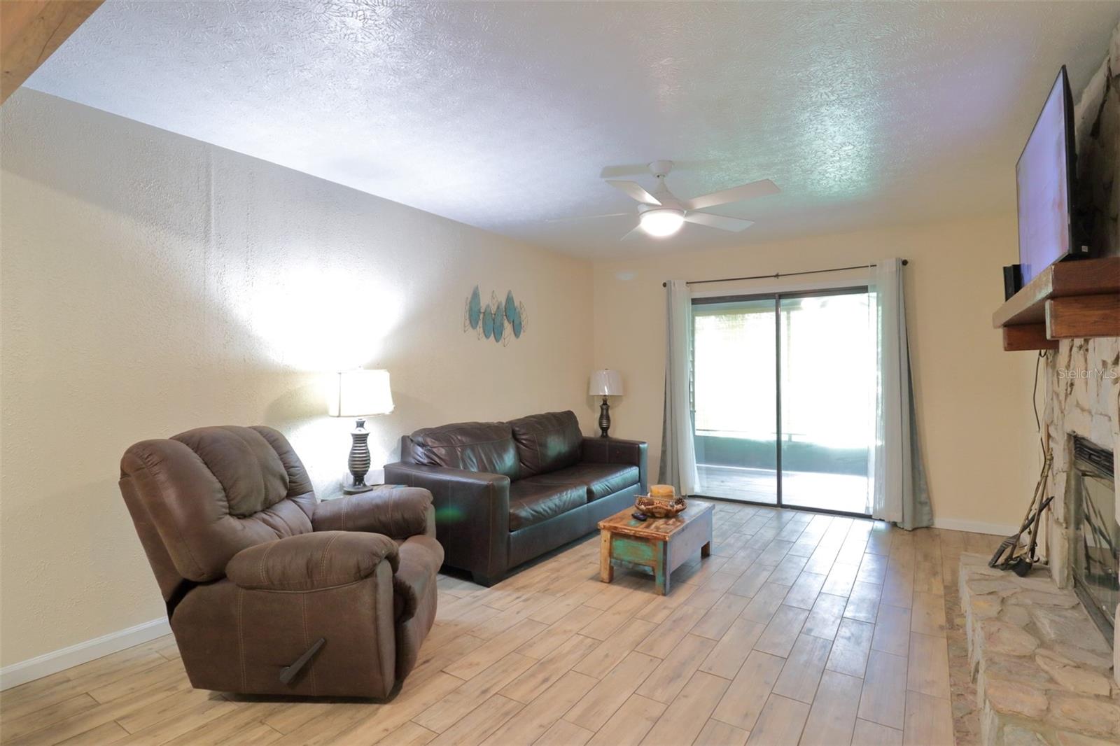Photo 8 of 27 of 919 CANDLEBROOK LANE house