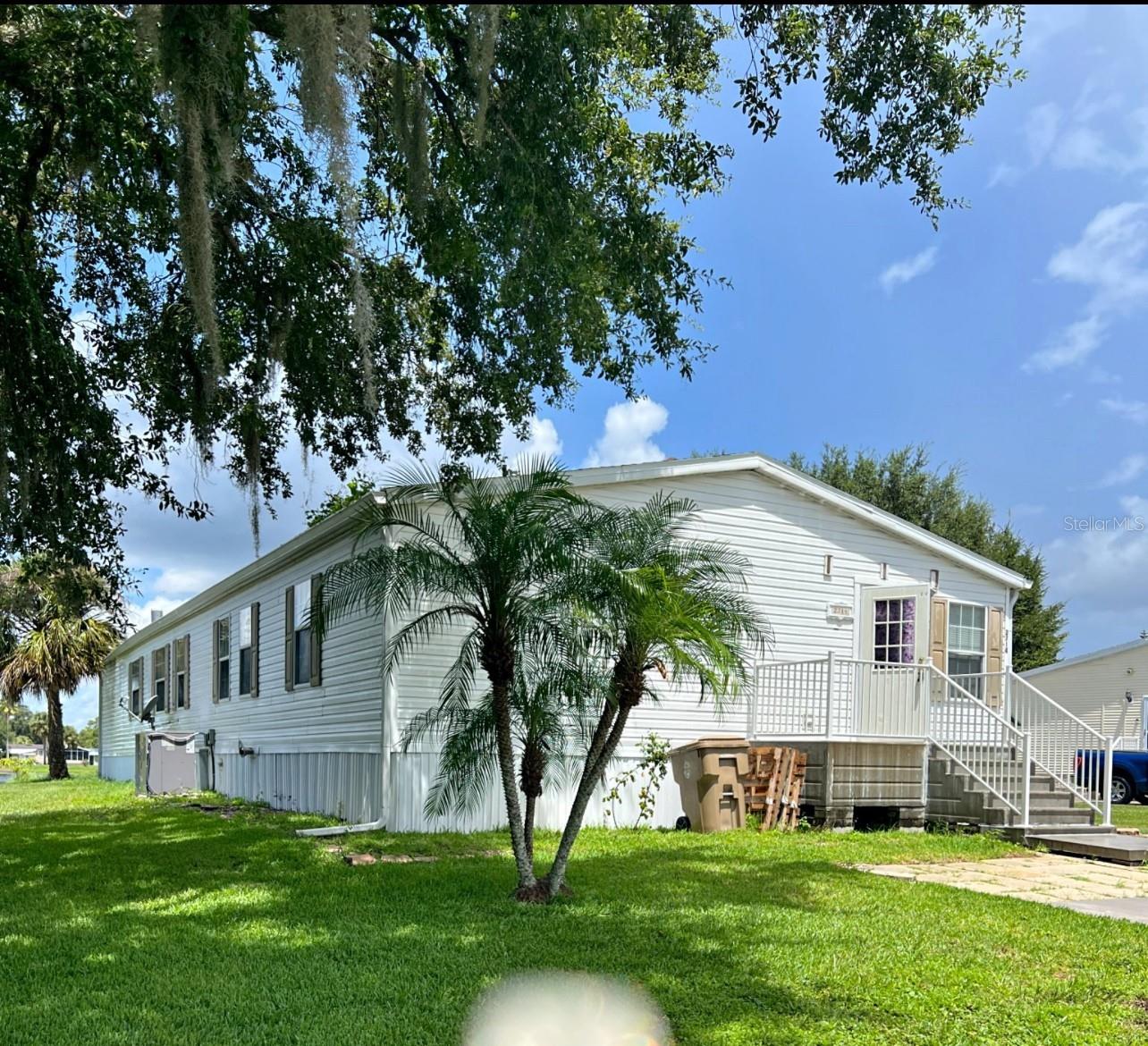 THIS BEAUTIFUL 5 BEDROOMS AND 2 BATHROOMS MANUFACTURE MOBILE HOME IS LOCATED IN A DESIRABLE COMMUNITY OF BROADMOOR, READY FOR YOU TO MOVE IN!! IT HAS BRAND NEW FLOOR TITLES AND FRESLY PAINT, NOT ONLY THAT, IT HAS A FULLY RENOVATED KITCHEN AND BATHROOMS, ALL BRAND NEW STAINLESS STEEL APPLIANCES, HOA FEES INCLUDES CABLE AND INTERNET AND ALSO THE LAND CARE, THIS HOME IS LOCATED CLOSE TO THE SUN RAIL TRAIN, HOSPITALS, MAIN ROADS AND THEME PARKS, DON'T MISS THIS OPPORTUNITY, CALL TODAY AND SET UP AN APPOINTMENT.