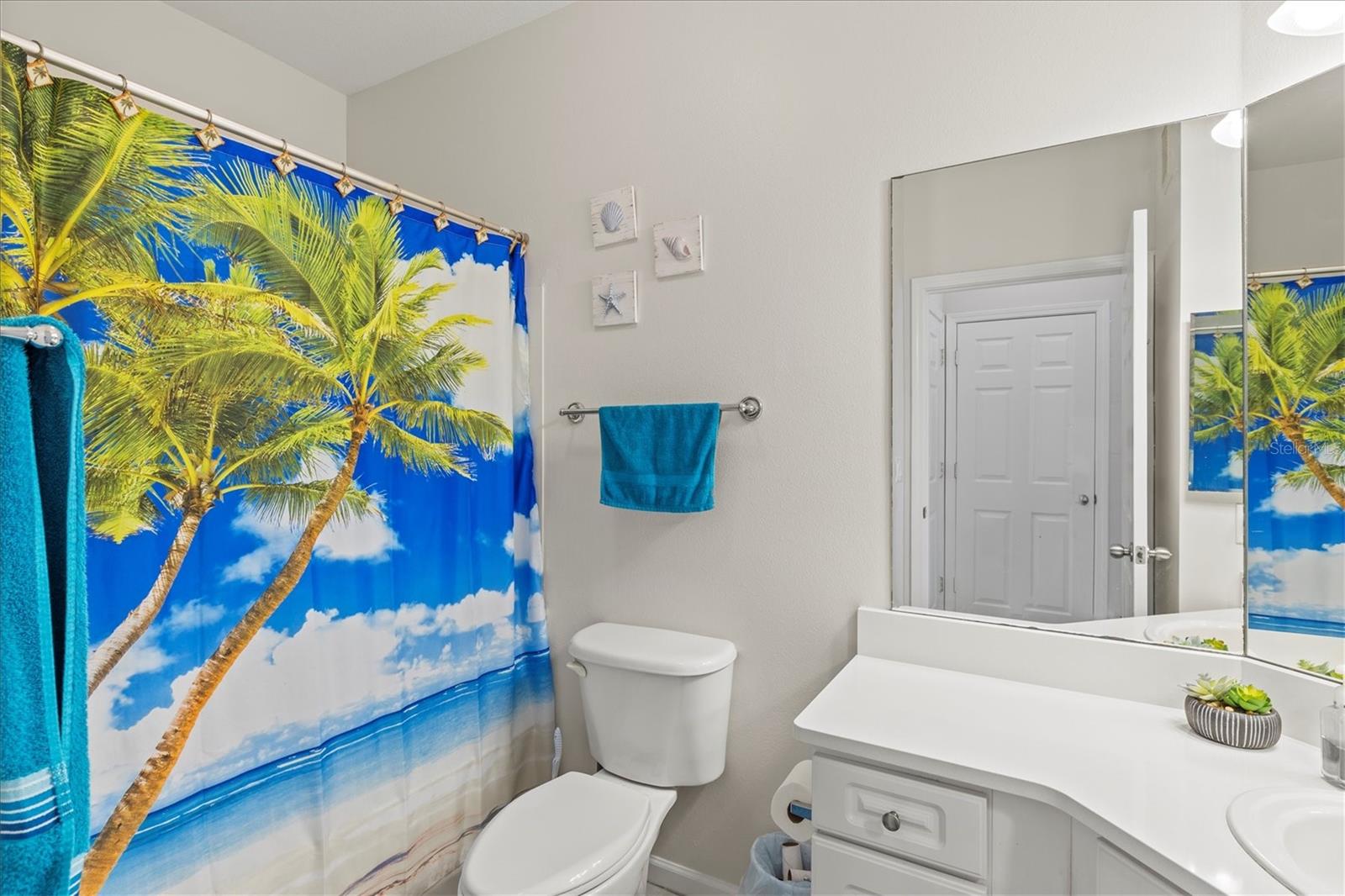 THE PALMS OF CORTEZ - Residential