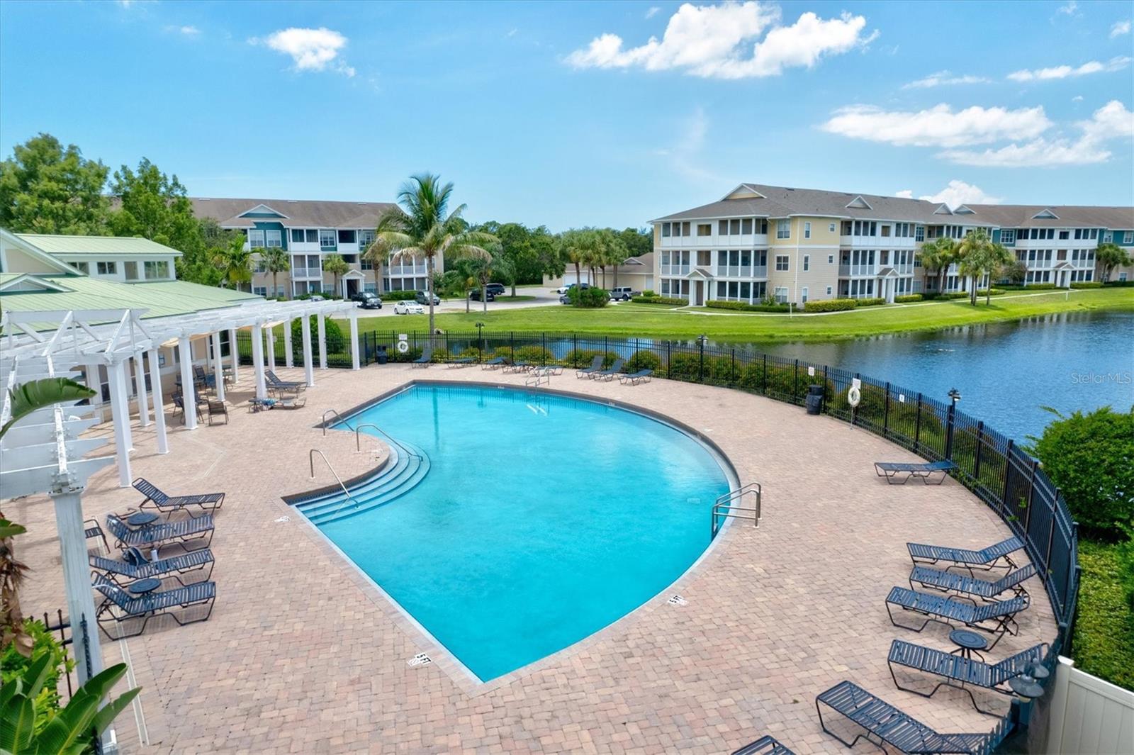 THE PALMS OF CORTEZ - Residential