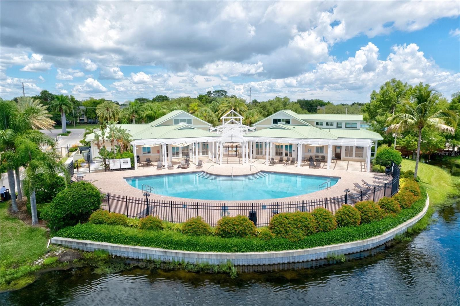 THE PALMS OF CORTEZ - Residential