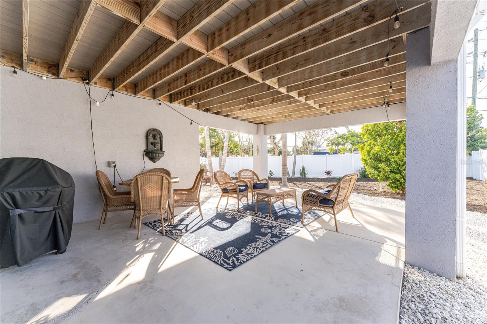 LEMON BAY ESTATES - Residential