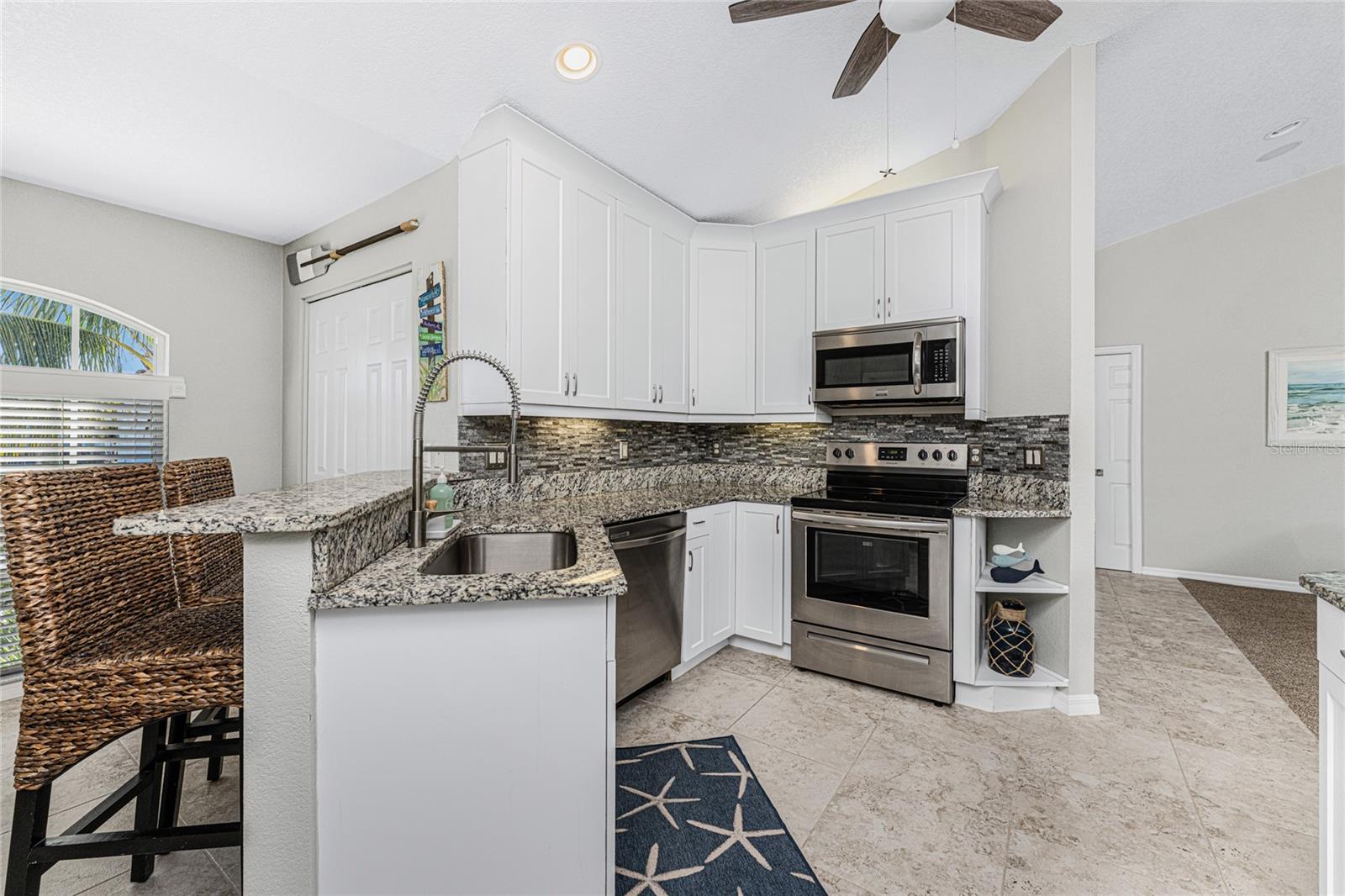 LEMON BAY ESTATES - Residential