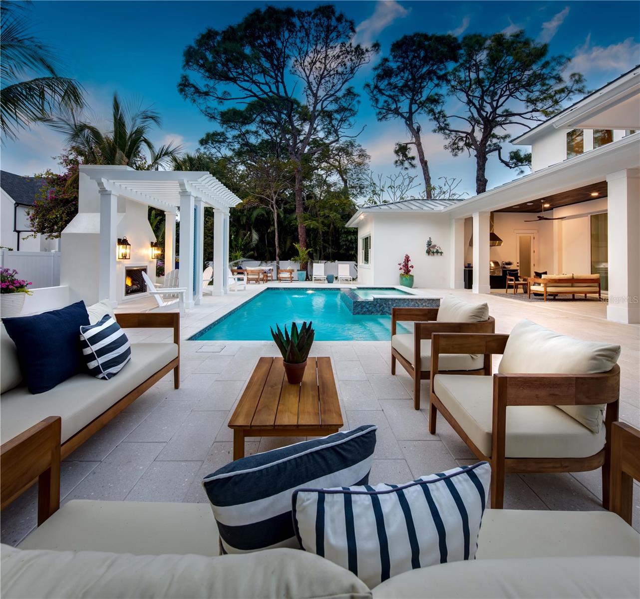 HARBOR ACRES - Residential