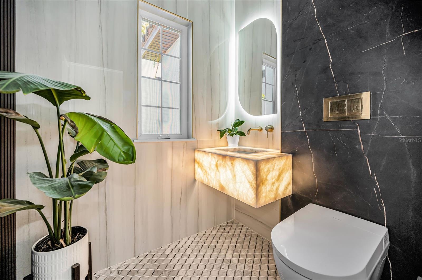 CAPRI ISLE - Residential