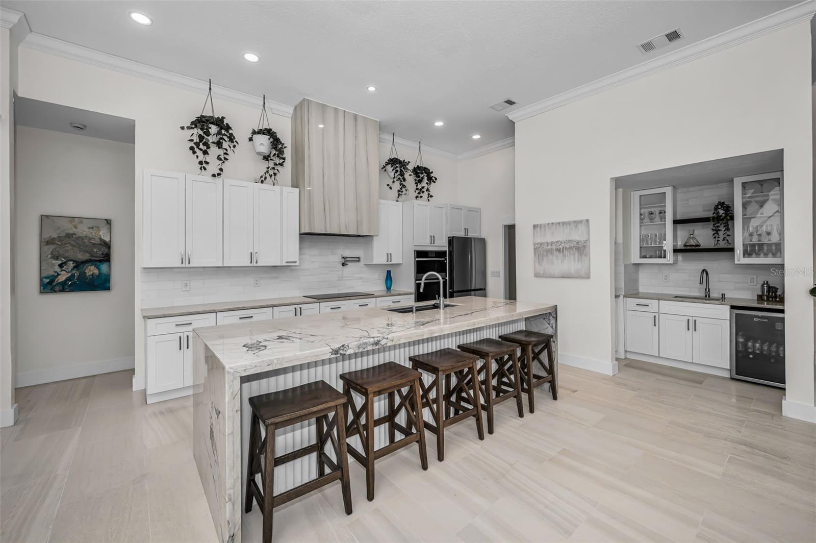 CAPRI ISLE - Residential