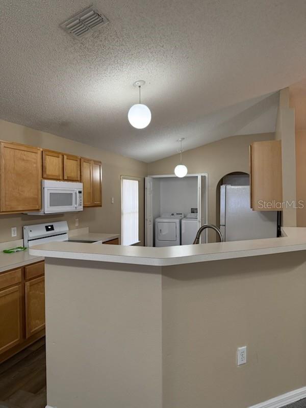 WETHERBEE LAKES  PH 4 - Residential Lease