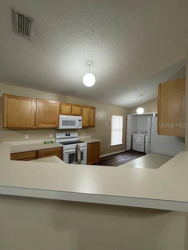 WETHERBEE LAKES  PH 4 - Residential Lease