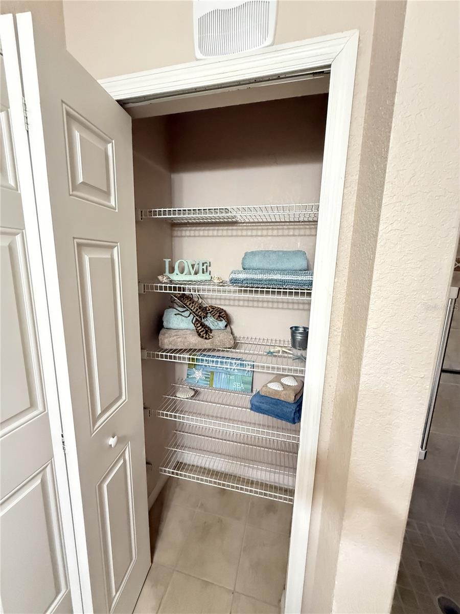 PALM POINTE I - Residential