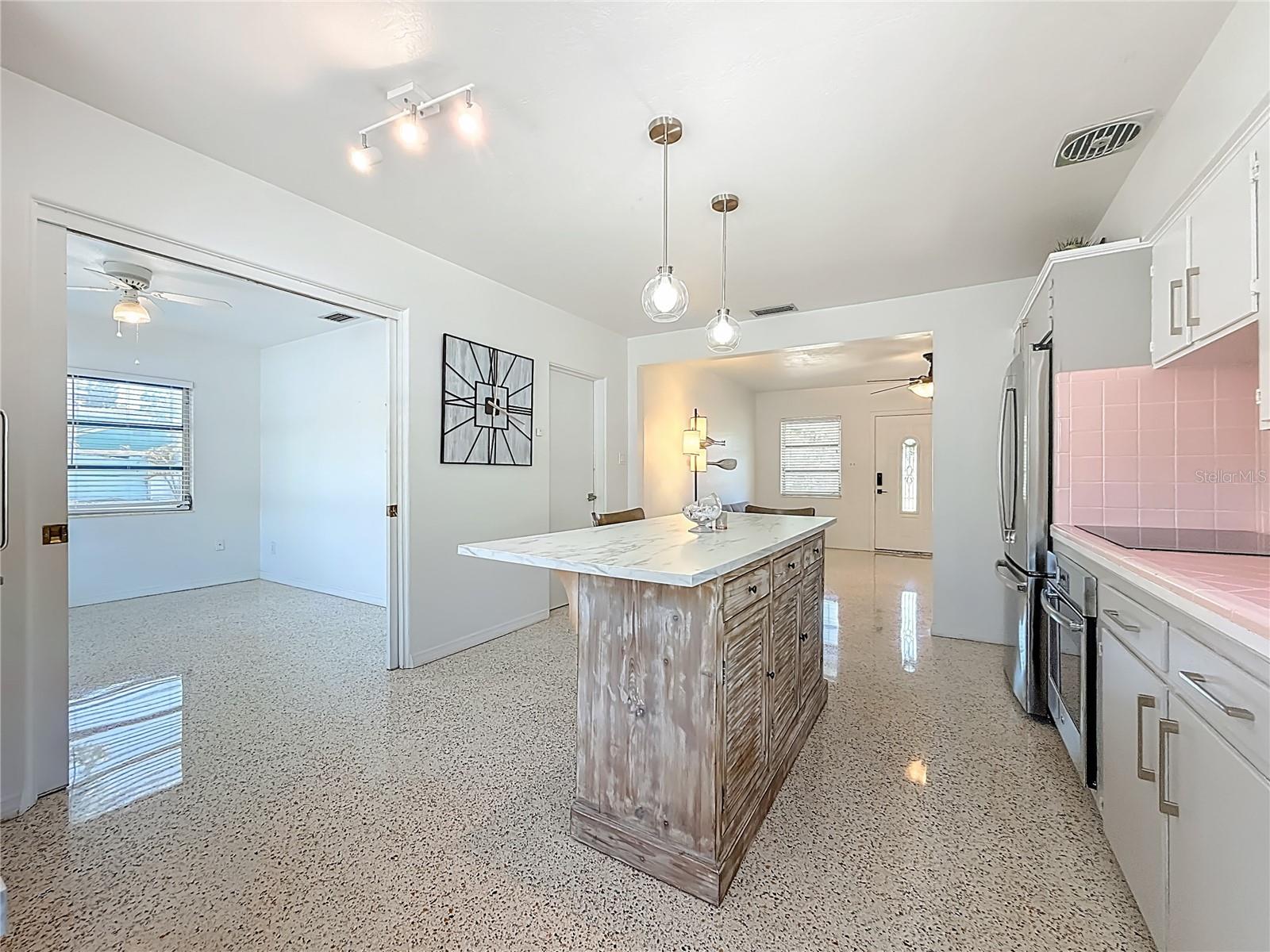 PASADENA GARDENS GULFVIEW SEC - Residential