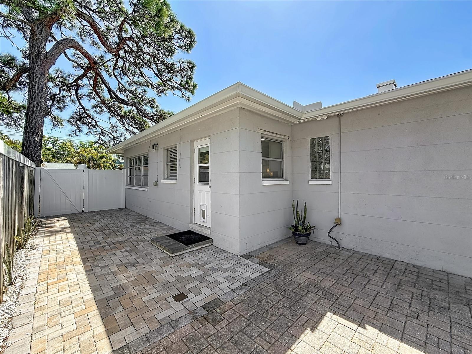 PASADENA GARDENS GULFVIEW SEC - Residential