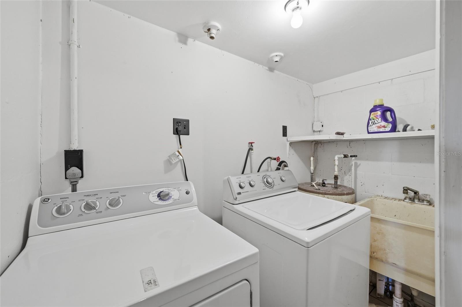 BELLE HAVEN UNIT B REP - Residential