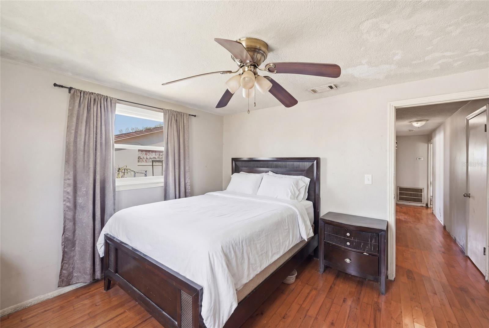 BELLE HAVEN UNIT B REP - Residential