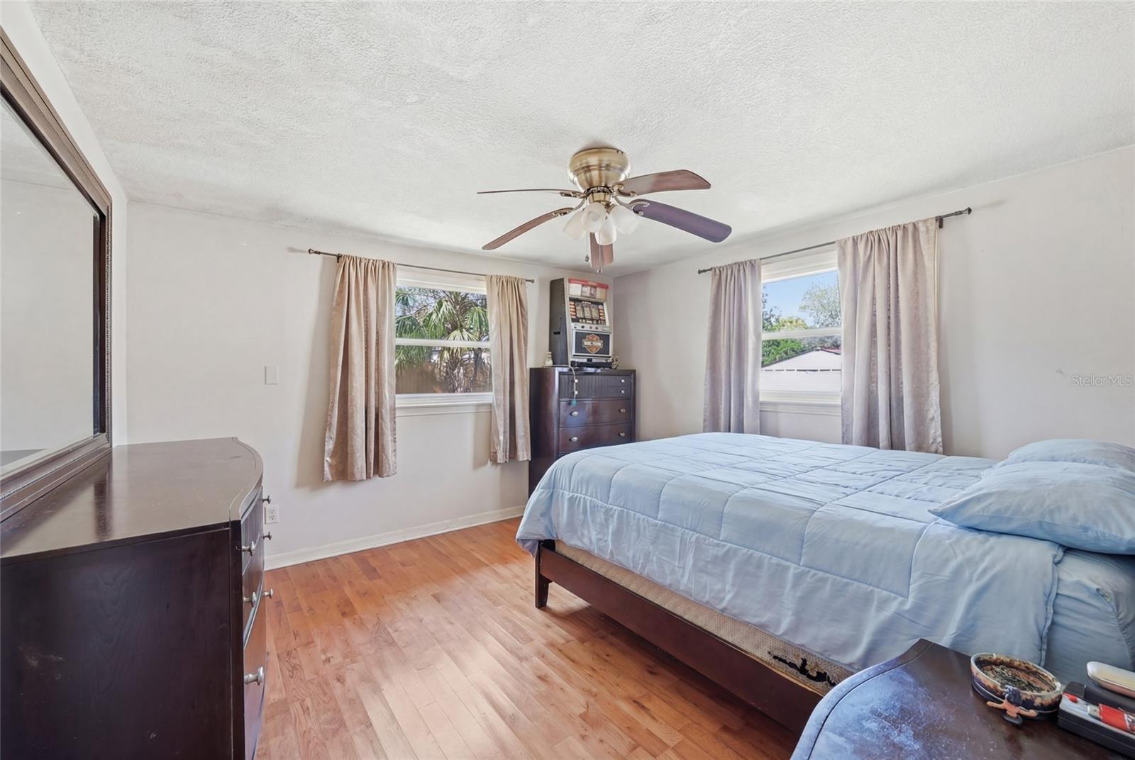 BELLE HAVEN UNIT B REP - Residential