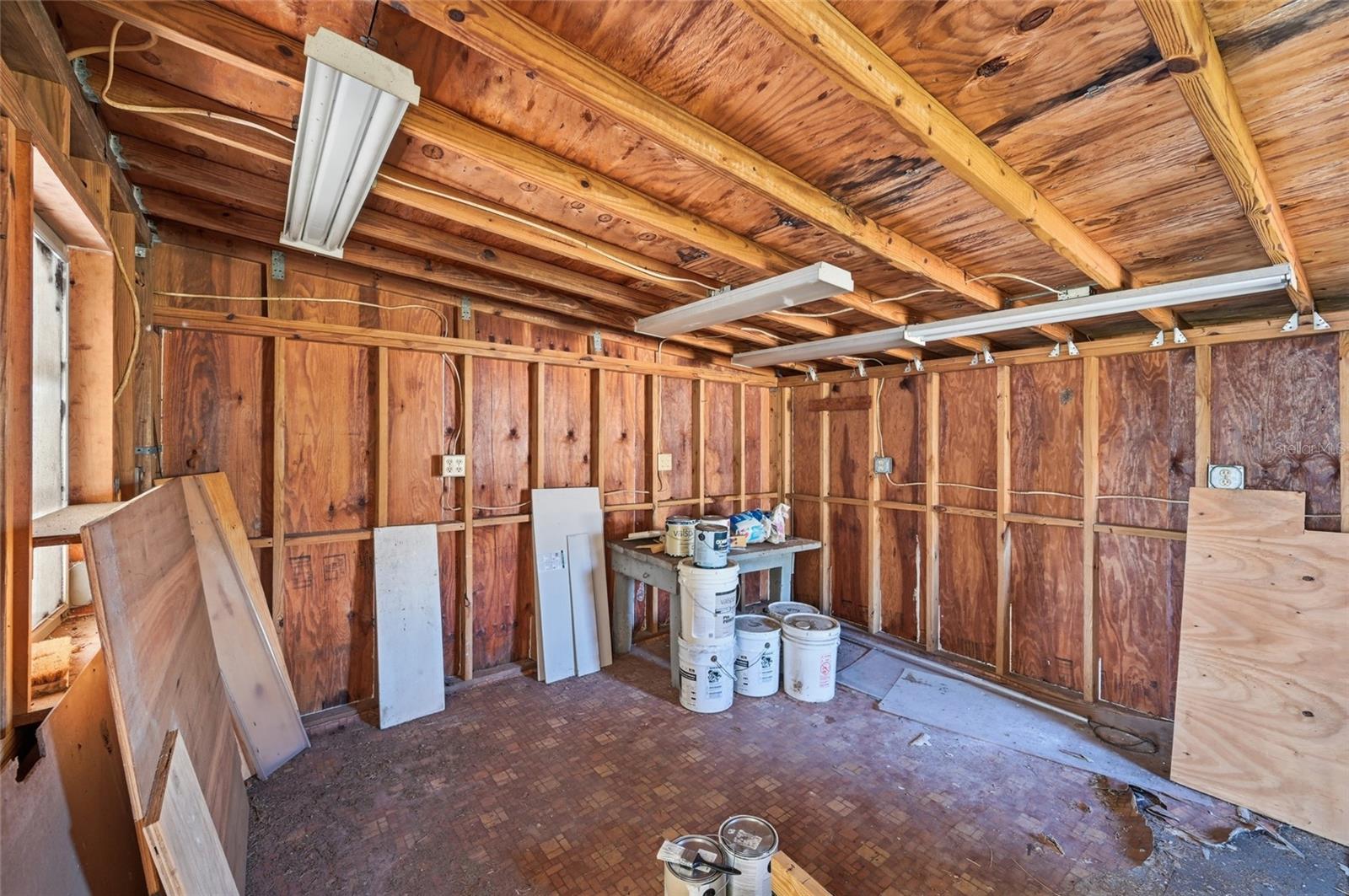 BELLE HAVEN UNIT B REP - Residential