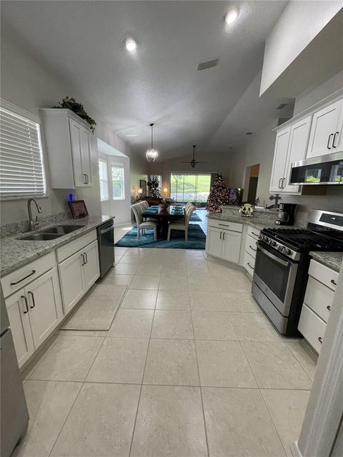 Tiny photo for 710 W Doerr Path, Hernando, FL 34442 (MLS # TB8559692)
