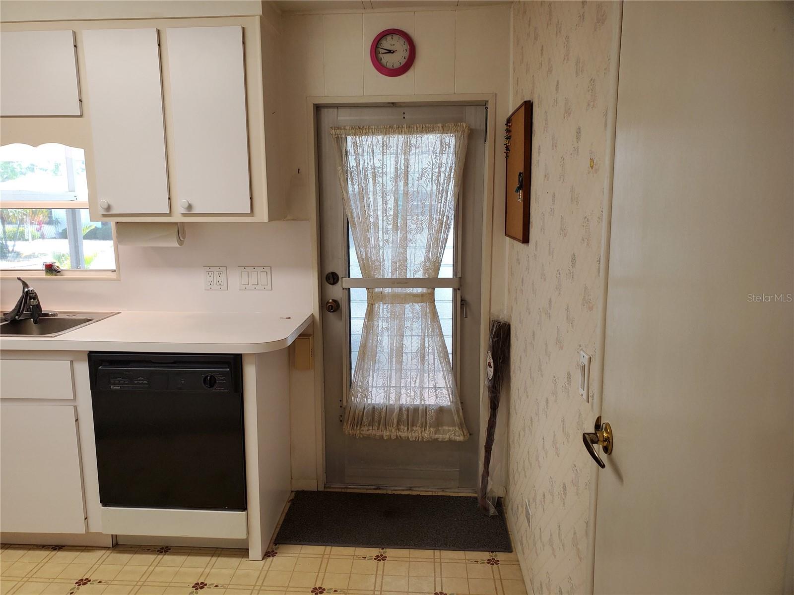 CHATEAU VILLAGE CO-OP - Residential