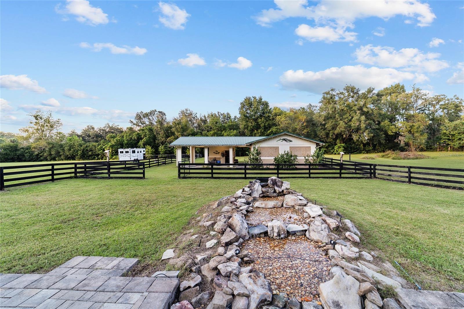 TURNING HAWK RANCH - Residential