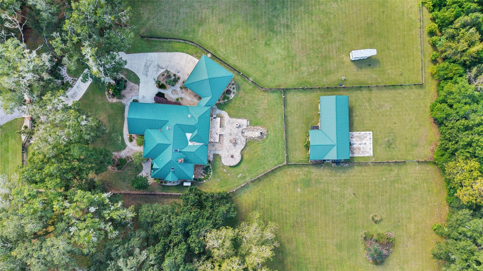TURNING HAWK RANCH - Residential