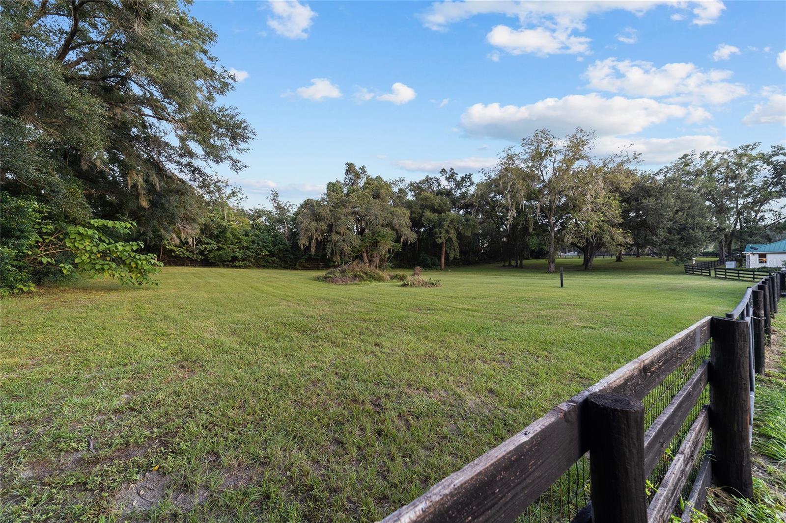 TURNING HAWK RANCH - Residential