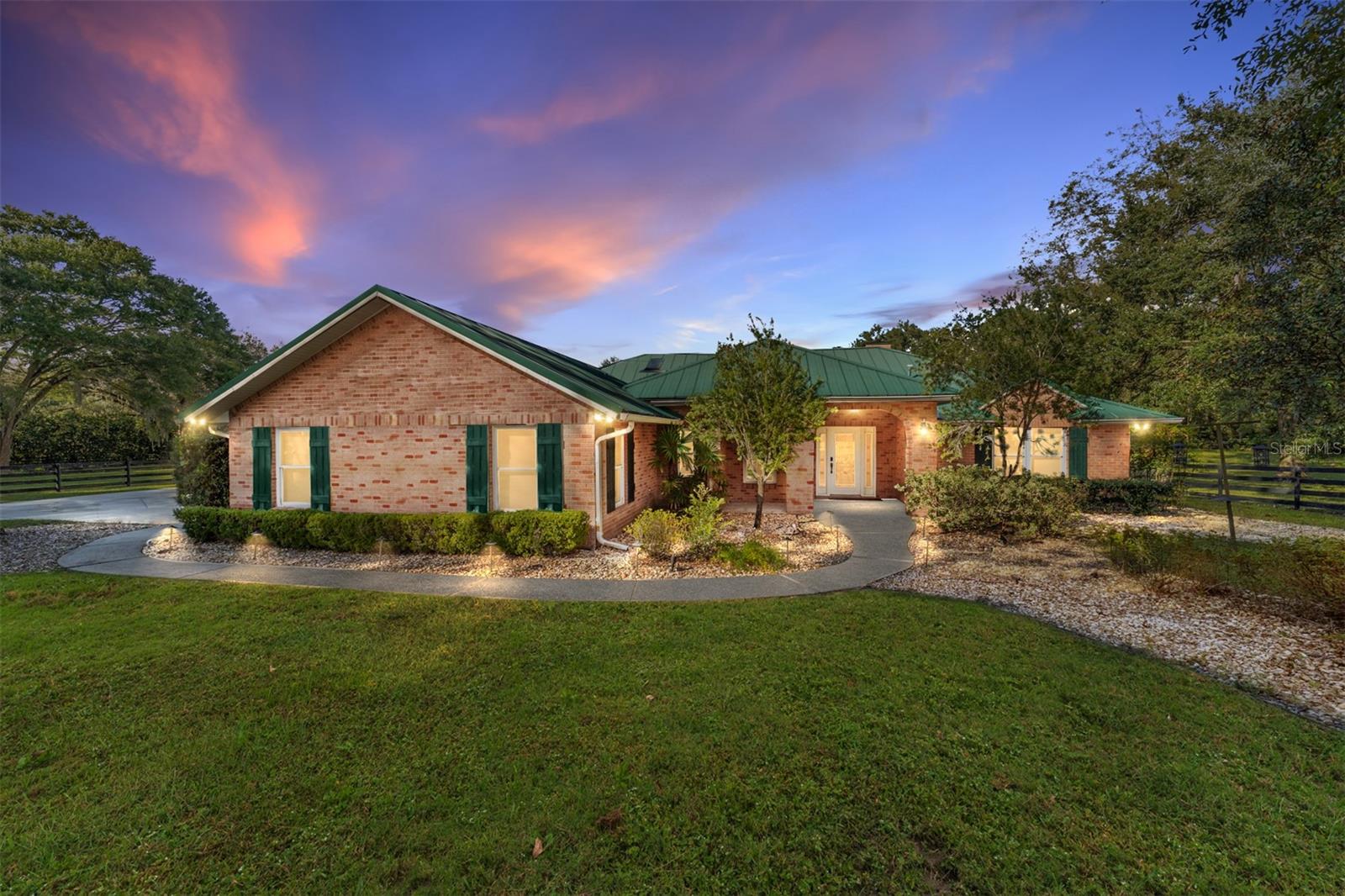 TURNING HAWK RANCH - Residential