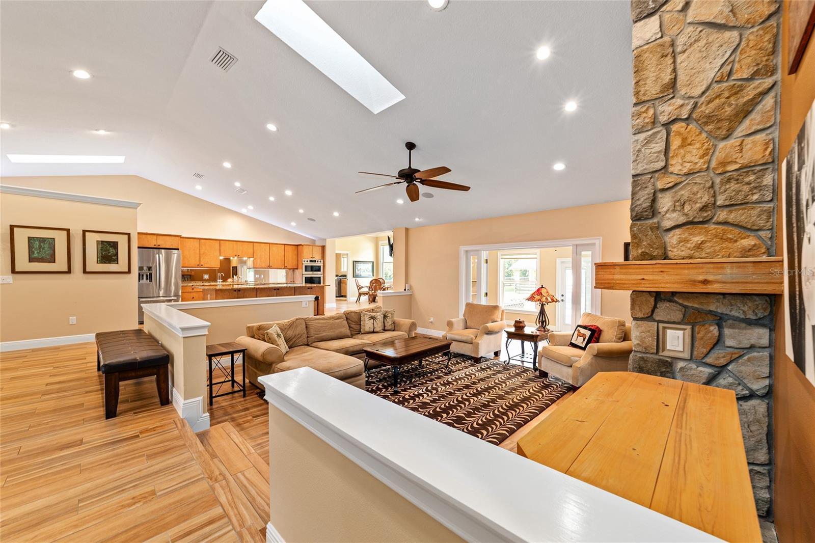 TURNING HAWK RANCH - Residential