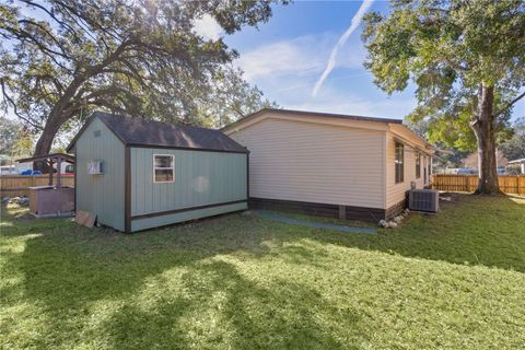 A home in SUMMERFIELD