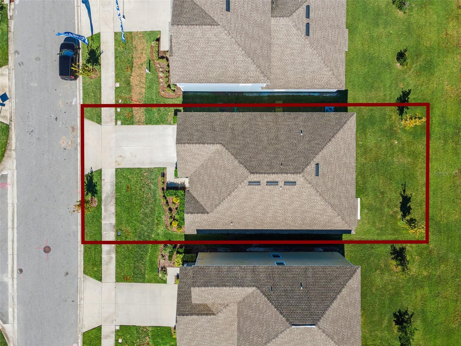 2011 MYRTLE PINE STREET