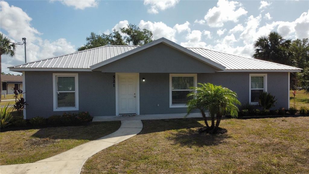 Photo of 521 Gloria Avenue, Arcadia, FL 34266 (MLS # C7509514)