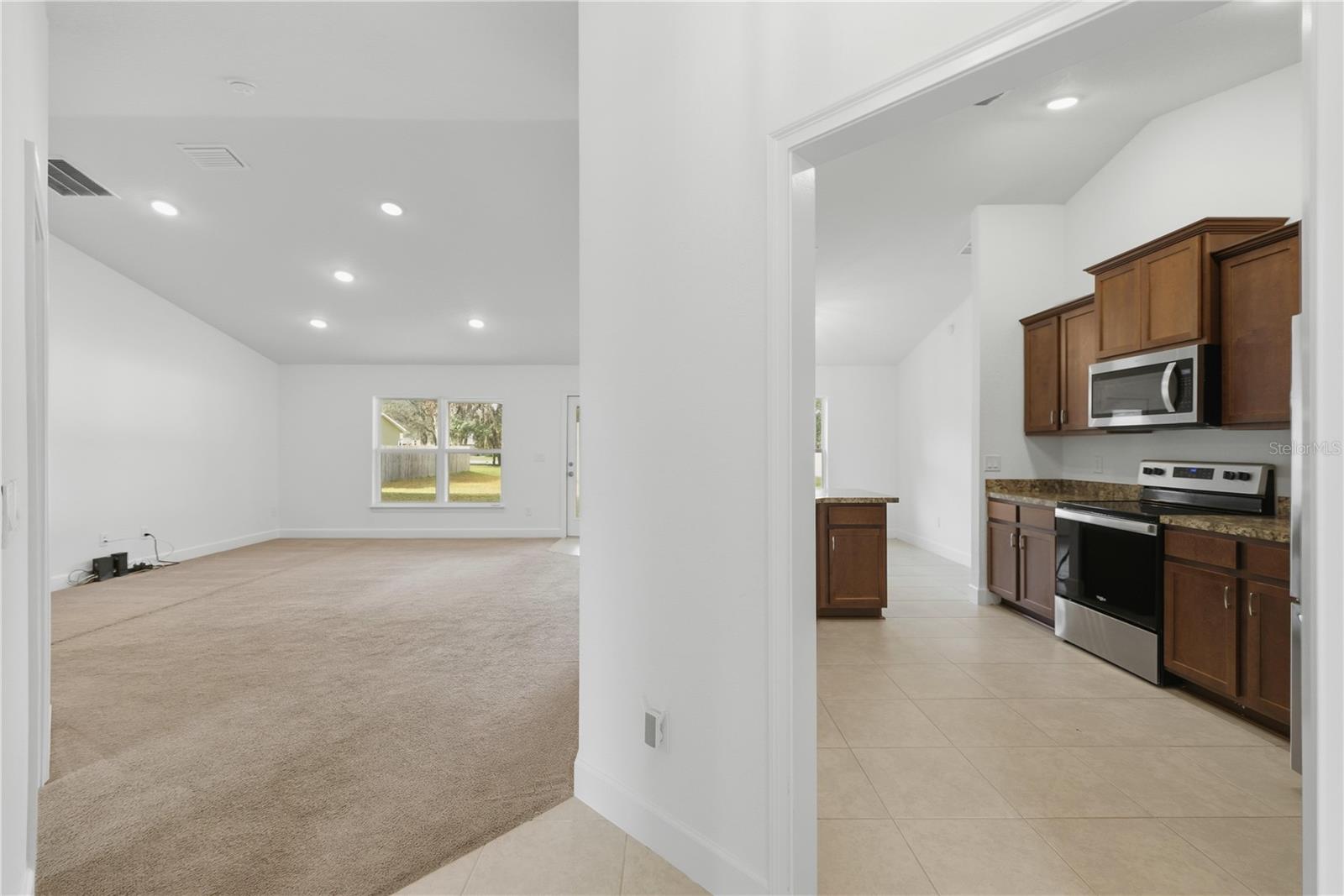 MARION OAKS 05 - Residential