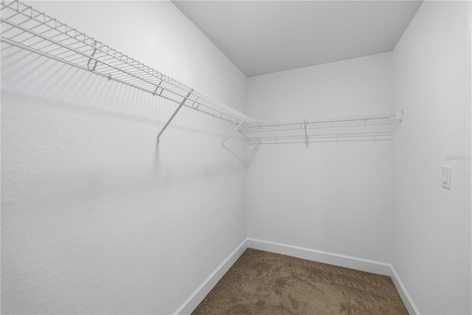 MARION OAKS 05 - Residential