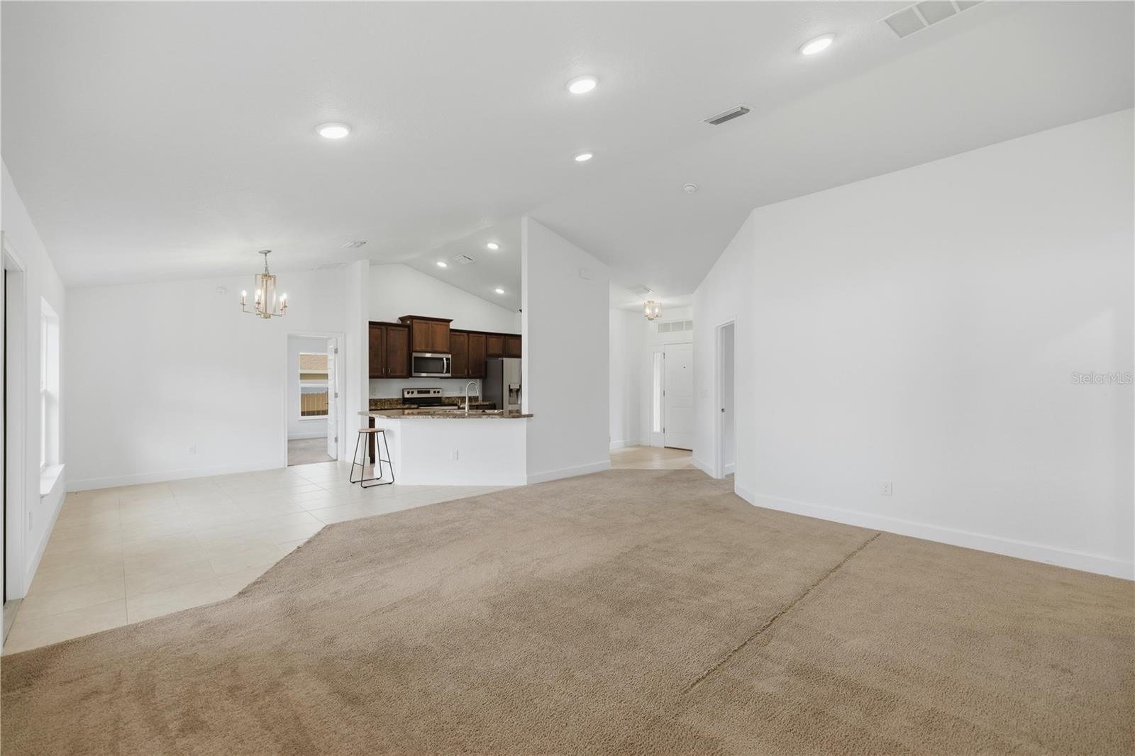 MARION OAKS 05 - Residential