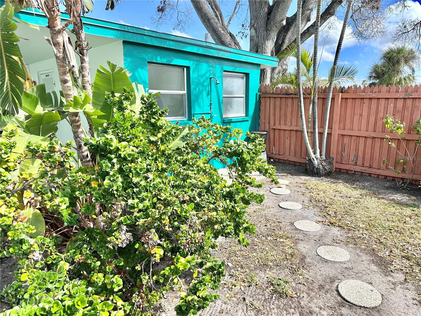 WAVERLY TOWERS CONDO - Residential