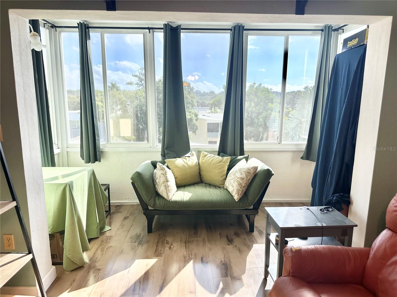 WAVERLY TOWERS CONDO - Residential