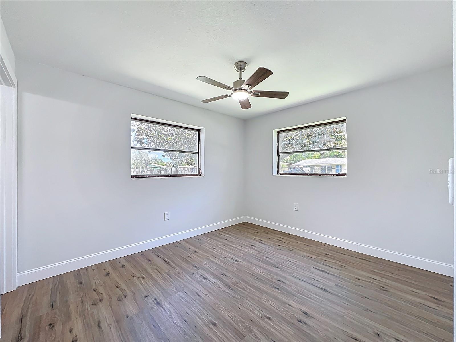 CRESTHAVEN HOMES SEC 1 - Residential