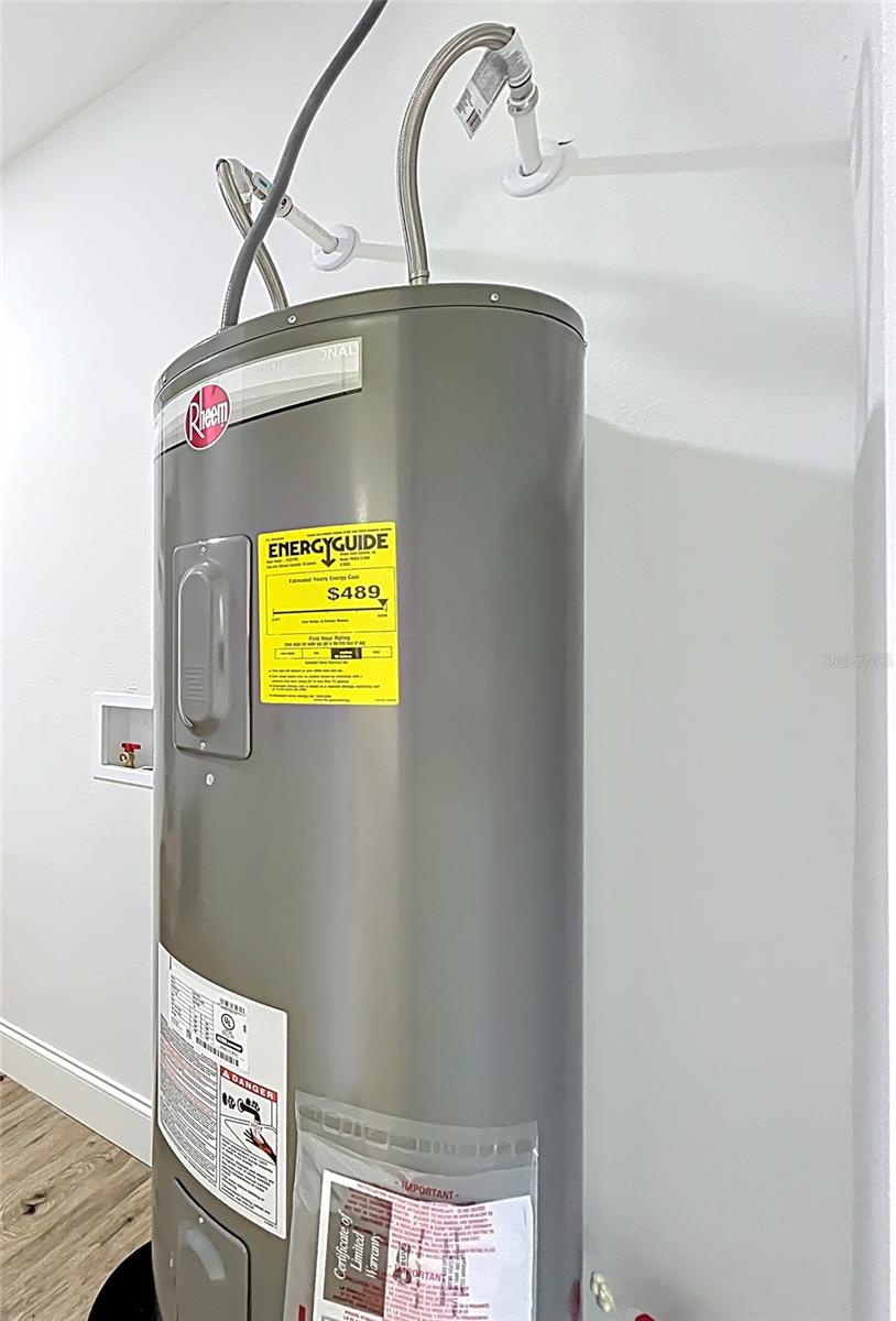 CRESTHAVEN HOMES SEC 1 - Residential