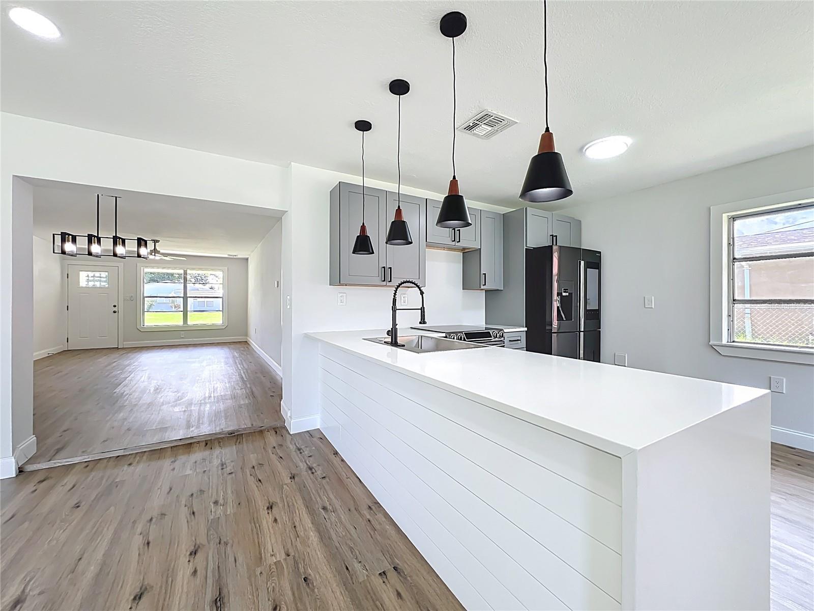 CRESTHAVEN HOMES SEC 1 - Residential